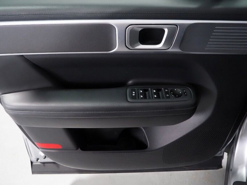 2026 Hyundai Santa Fe SEL *ADAPTIVE CRUISE, SAFETY ALERTS, BACKUP-CAMERA, COLOR TOUCHSCREEN, HEATED SEATS, DIGITAL KEY, POWER LIFTGATE, WIRELESS CHARGING, ANDROID & APPLE Round Rock TX