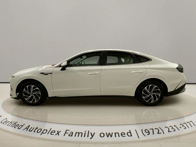 2026 Hyundai Sonata Hybrid Blue