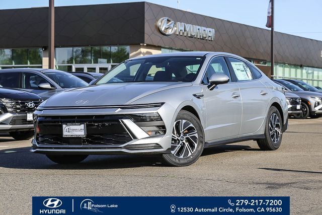 2026 Hyundai Sonata Hybrid Blue