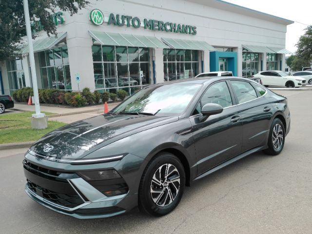 2026 Hyundai Sonata Hybrid Blue