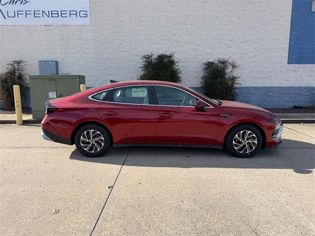 2026 Hyundai Sonata Hybrid Blue