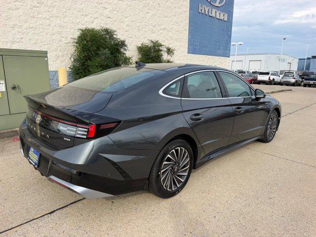 2026 Hyundai Sonata Hybrid Limited