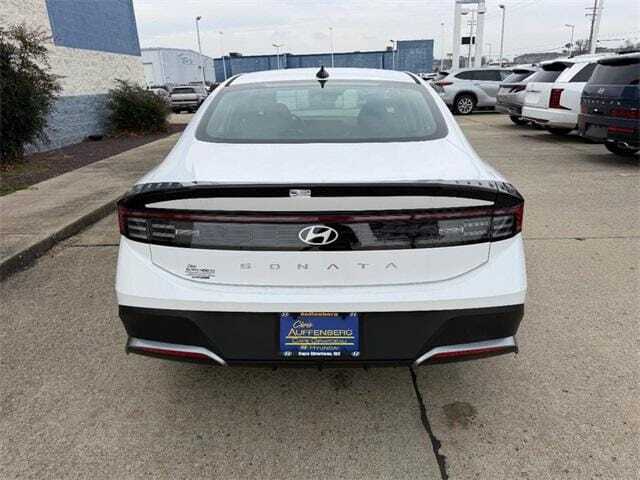2026 Hyundai Sonata SE Cape Girardeau MO