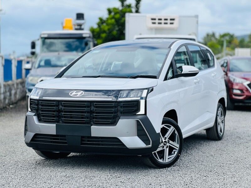 2026 Hyundai Stargazer GLS