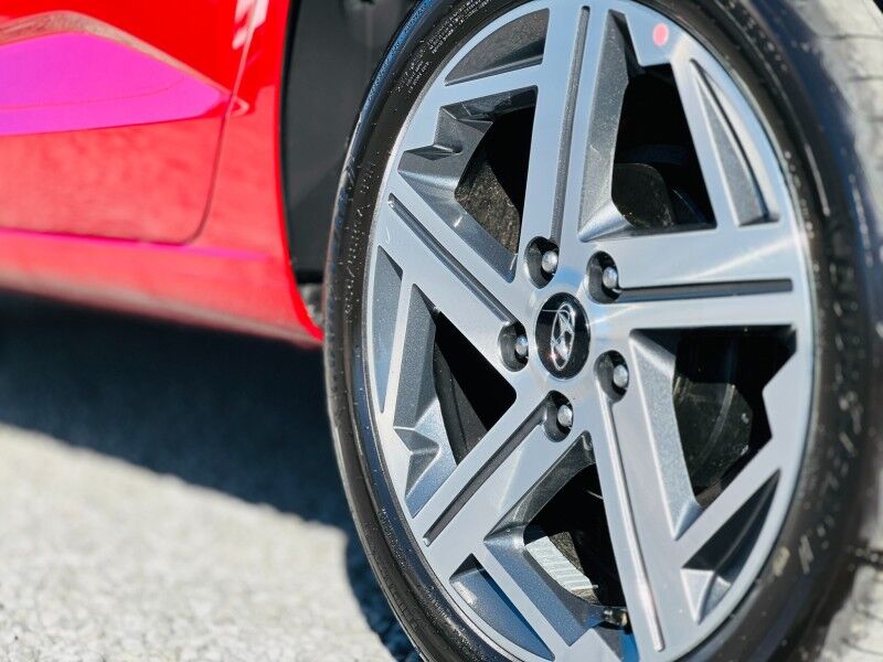 2026 Hyundai Stargazer GLS (1.5L Petrol) Vaitele