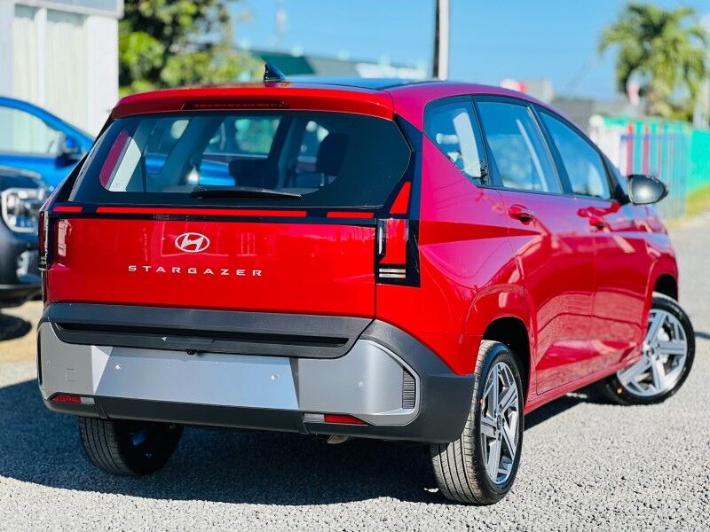 2026 Hyundai Stargazer GLS (1.5L Petrol) Vaitele