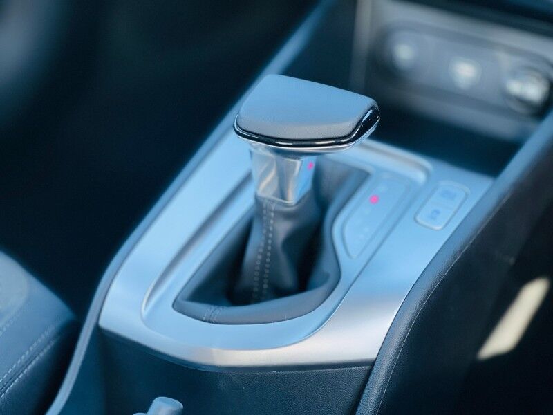 2026 Hyundai Stargazer GLS (1.5L Petrol) Vaitele