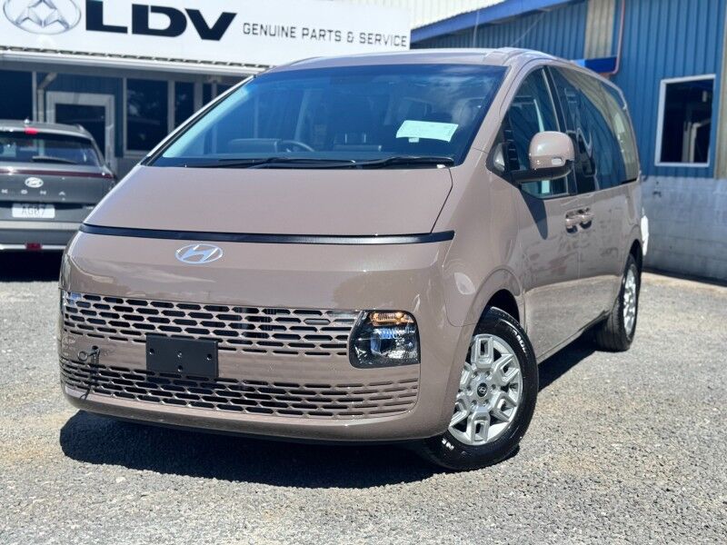 2026 Hyundai Staria GLS 11 Seater