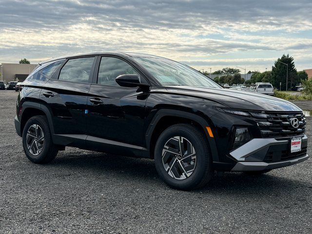 2026 Hyundai TUCSON HYBRID