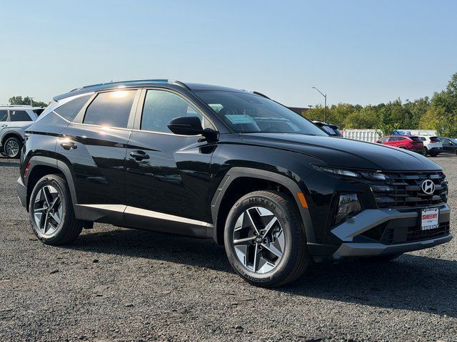2026 Hyundai TUCSON HYBRID