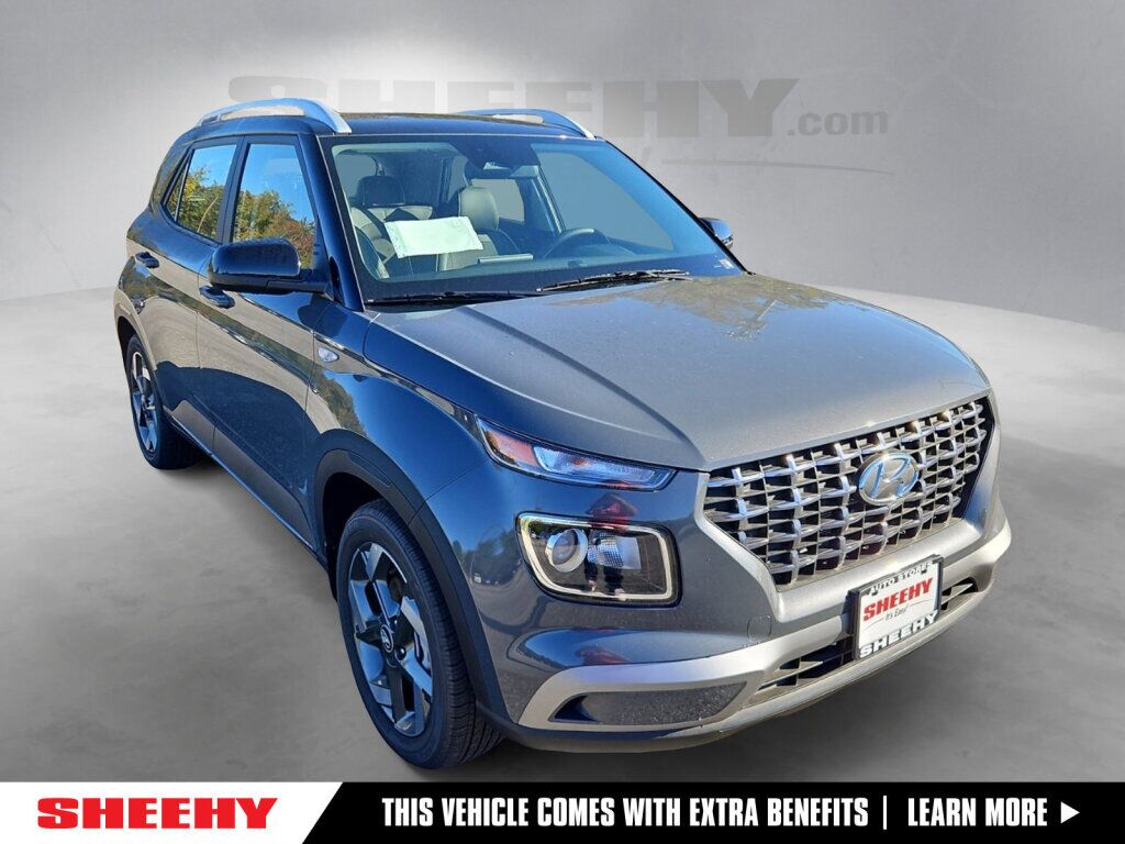 2026 Hyundai VENUE SEL w/Two-Tone Roof