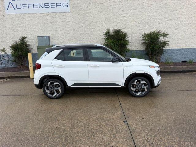 2026 Hyundai Venue SEL w/Two-Tone Roof