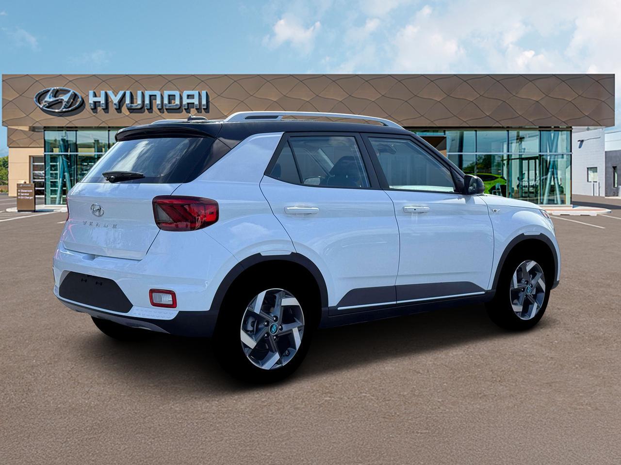 2026 Hyundai Venue SEL w/Two-Tone Roof Cape Girardeau MO