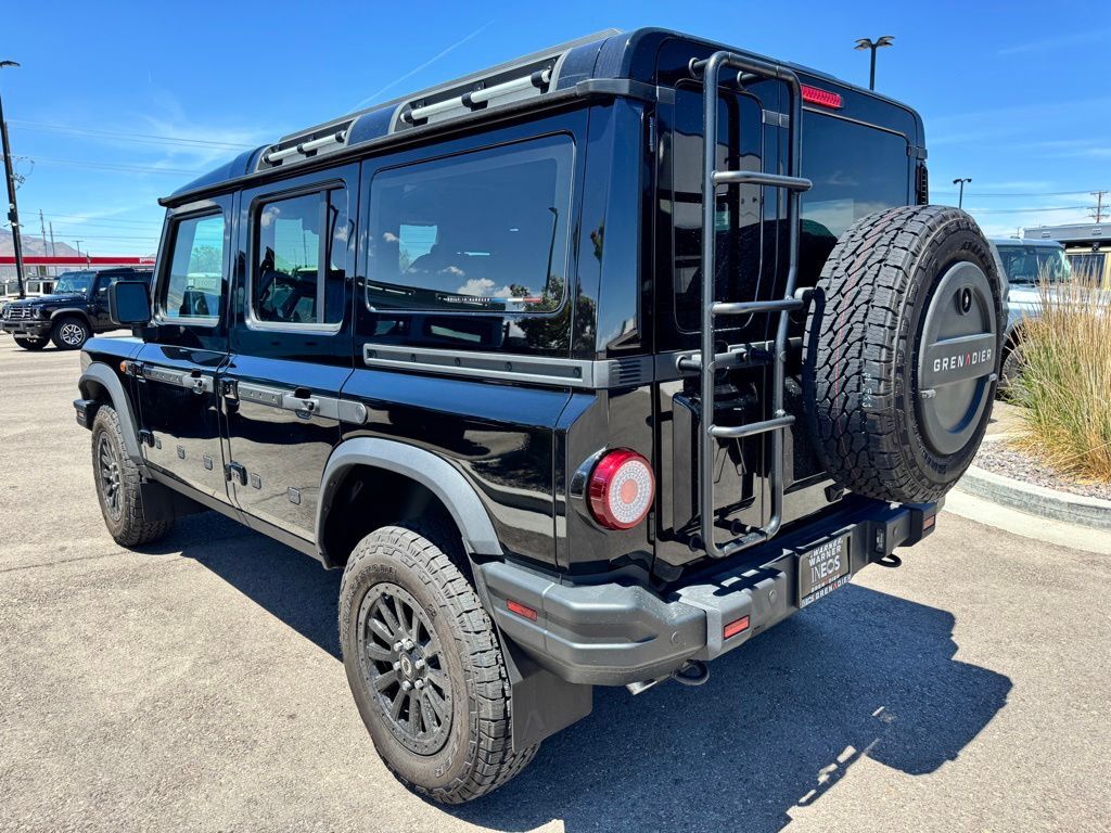 2026 INEOS Grenadier Station Wagon Black Edition