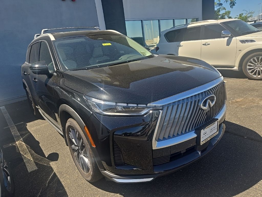 2026 INFINITI QX60 LUXE