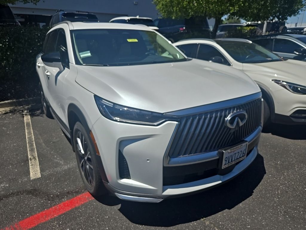 2026 INFINITI QX60 LUXE AWD's photo