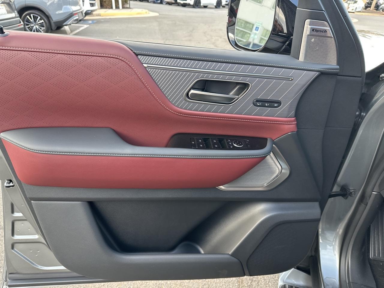 2026 INFINITI QX80 AUTOGRAPH Chantilly VA