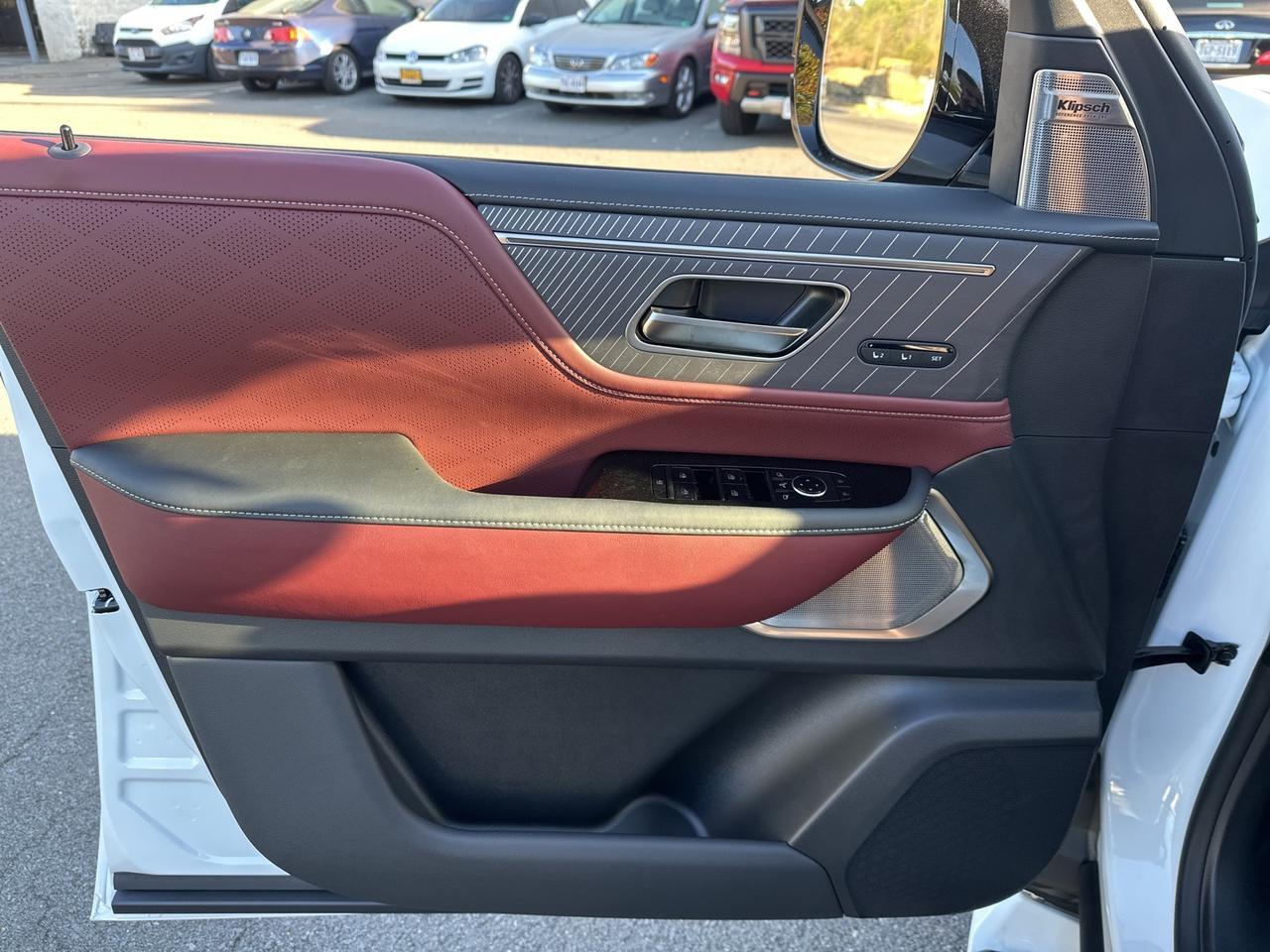 2026 INFINITI QX80 AUTOGRAPH Chantilly VA