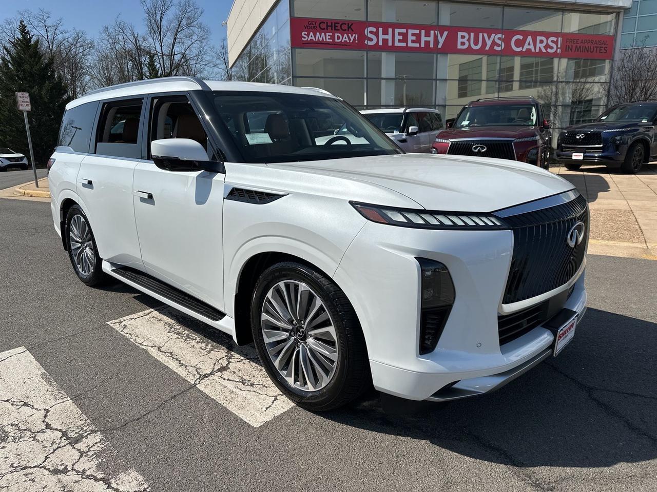 2026 INFINITI QX80 LUXE