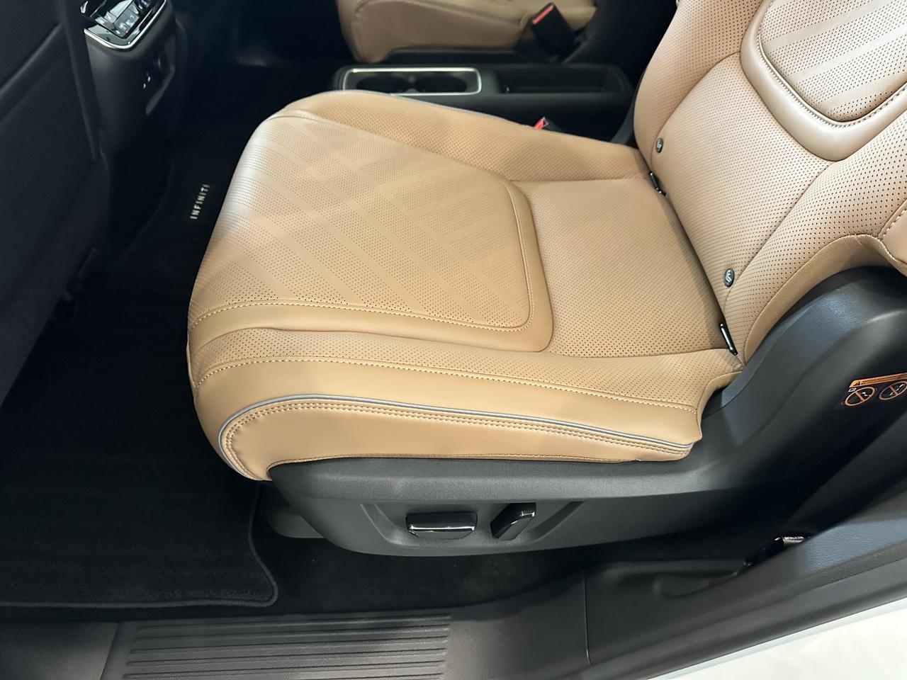 2026 INFINITI QX80 LUXE Annapolis MD