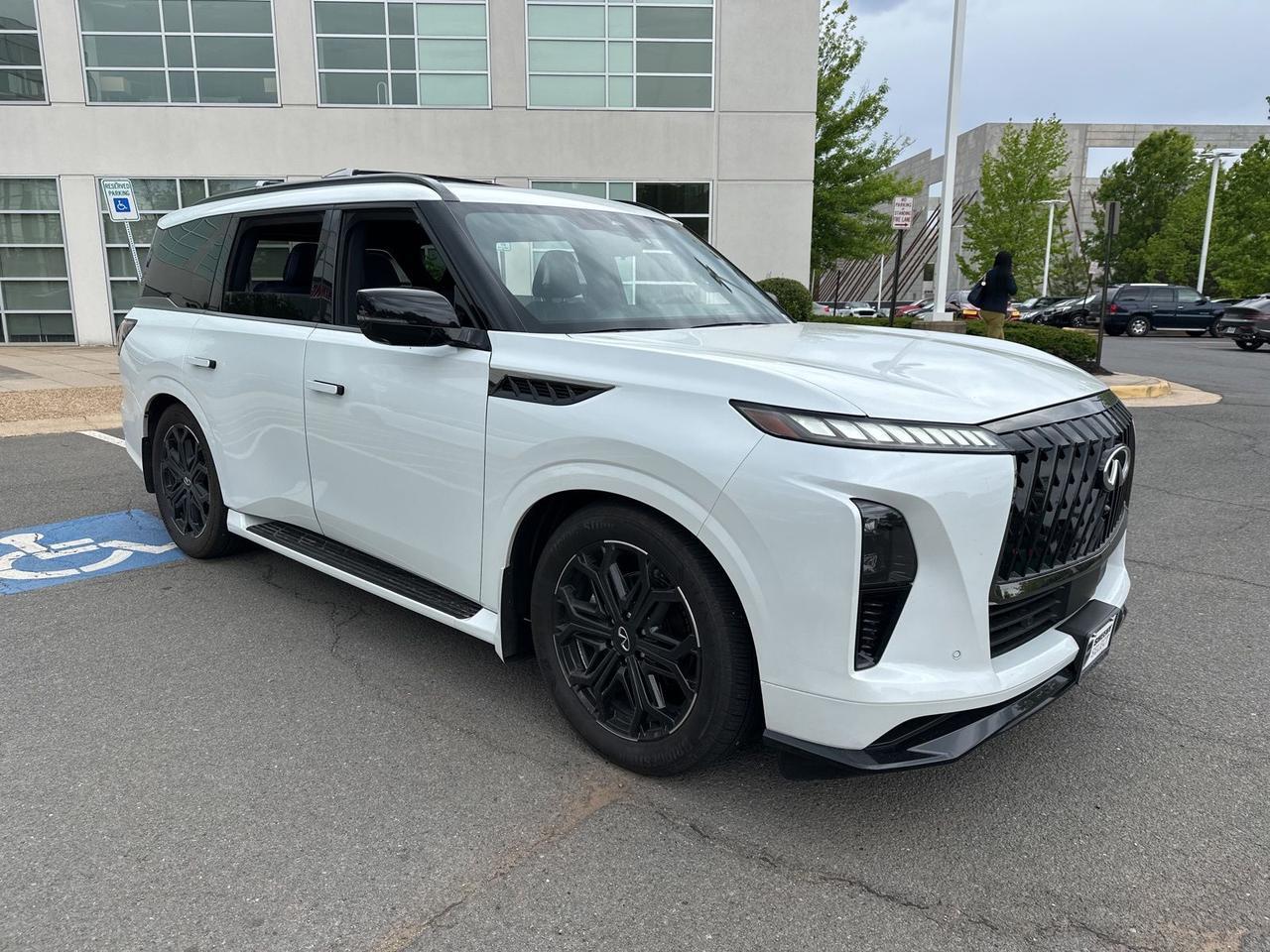 2026 INFINITI QX80 SPORT