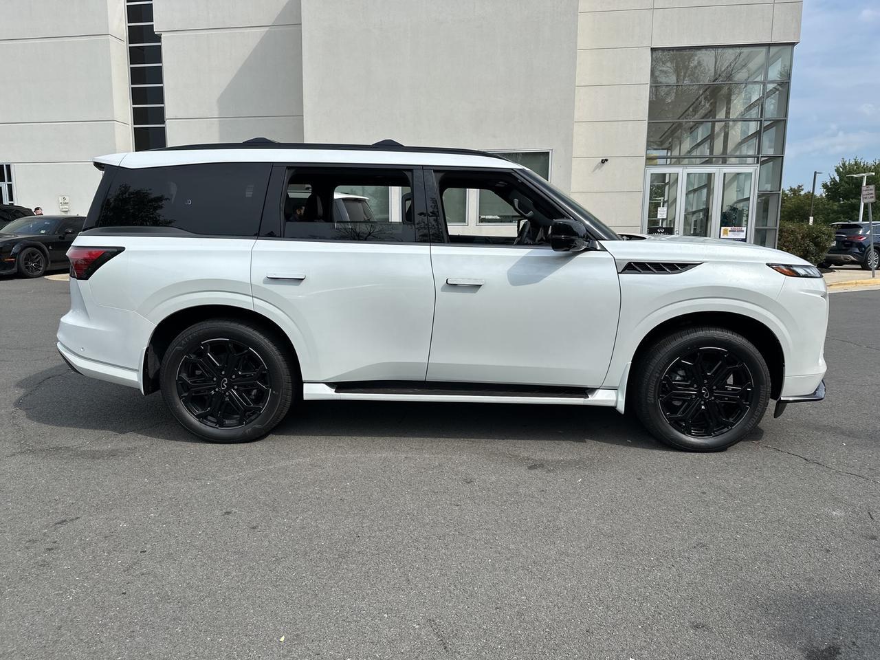 2026 INFINITI QX80 Chantilly VA