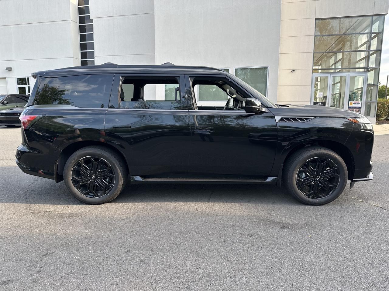 2026 INFINITI QX80 Chantilly VA