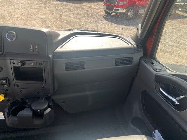 2026 International MV607 SBA Extended Cab 22' Jerr-Dan Rollback Car Carrier Truck Miami FL