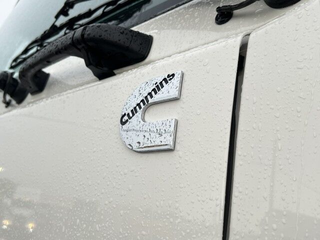 2026 Isuzu FTR 18' Aluminum Flatbed Truck with Truck Mounted Forklift. Order Today! Miami FL