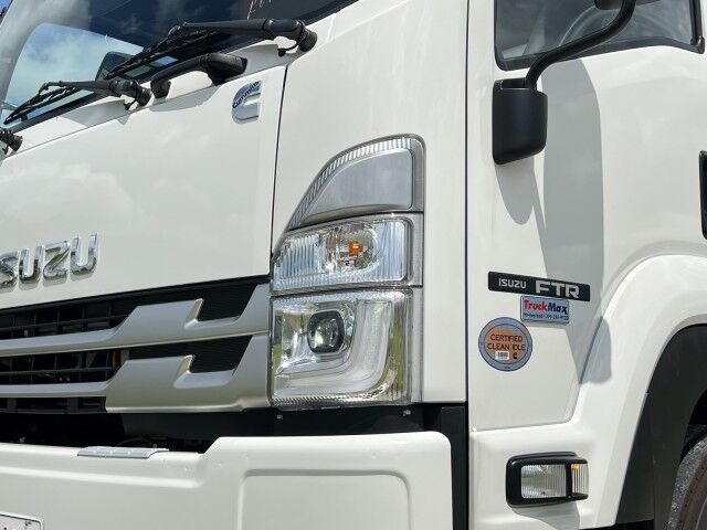 2026 Isuzu FTR 18' Aluminum Stake Bed Truck with 4K Truck Mounted Forklift Homestead FL