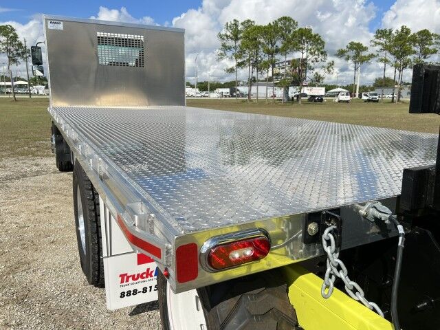 2026 Isuzu FTR 20' Aluminum Flatbed Truck with 4,000 lbs. Truck Mounted Forklif Homestead FL