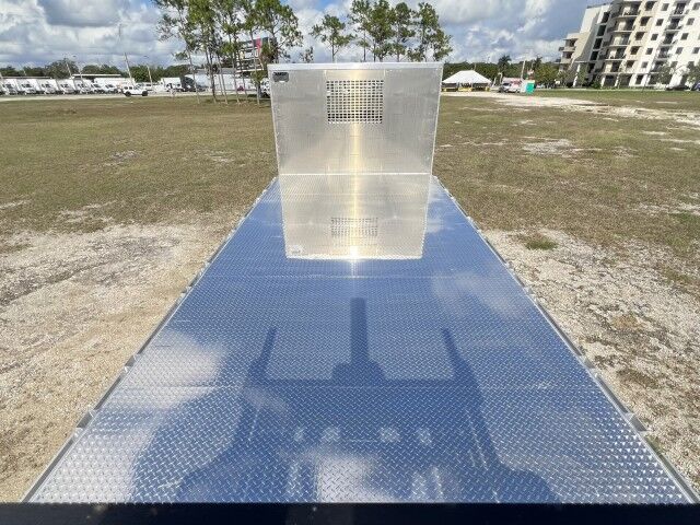 2026 Isuzu FTR 20' Aluminum Flatbed Truck with 4,000 lbs. Truck Mounted Forklif Homestead FL
