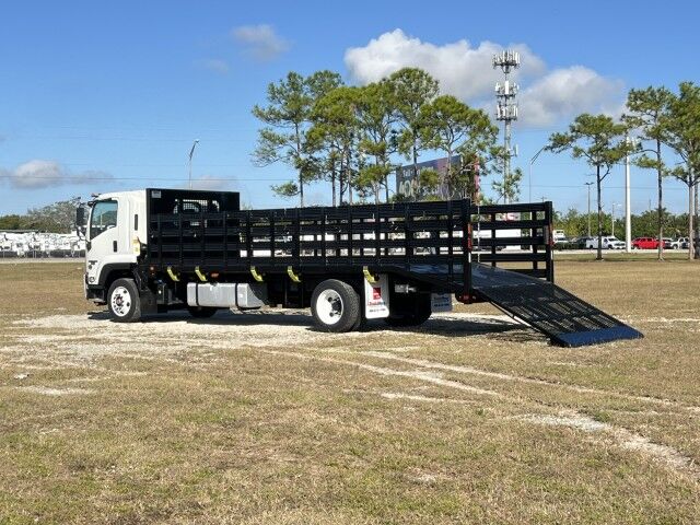 2026 Isuzu FTR 20'+4' Steel Stake Bed Dovetail Truck