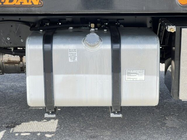 2026 Isuzu FTR 22' Jerr-Dan Rollback Car Carrier Truck Miami FL