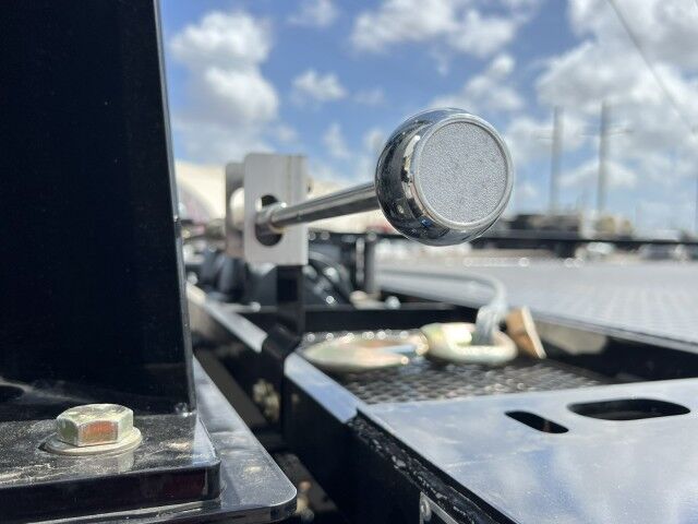 2026 Isuzu FTR 22' Jerr-Dan Rollback Car Carrier Truck Miami FL