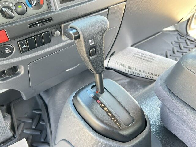 2026 Isuzu FTR 24' Dry Freight Box Truck. Build Yours! Miami FL