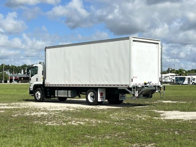 2026 Isuzu FTR 24' Dry Freight Box Truck. Build Yours! Miami FL