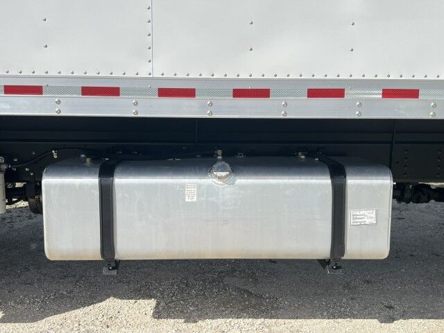 2026 Isuzu FTR 26&apos; Dry Box Truck with 3,300 lb. Lift Gate Homestead FL