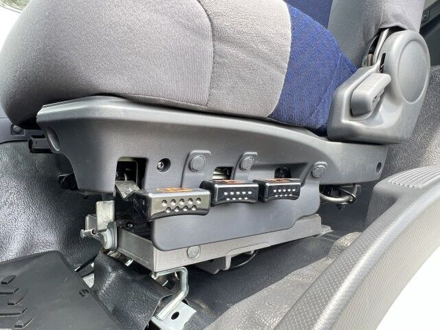 2026 Isuzu FTR 26' Dry Box Truck with 3,300 lb. Lift Gate Homestead FL