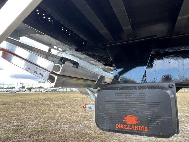 2026 Isuzu FTR 26' Dry Freight Box Truck with 2,200 lbs. Lift Gate Homestead FL