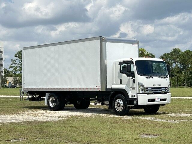 2026 Isuzu FTR 26' Dry Freight Box Truck with 2,200 lbs. Lift Gate