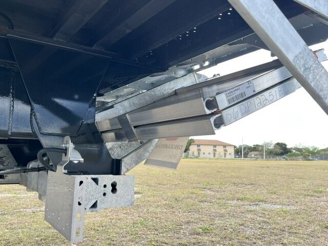 2026 Isuzu FTR 26' Dry Freight Box Truck with 2,200 lbs. Lift Gate Homestead FL