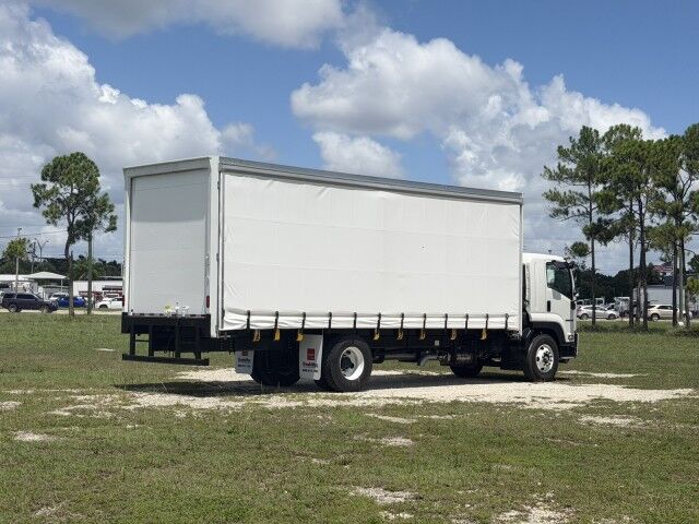 2026 Isuzu FVR 26' Curtain Sider Box Truck