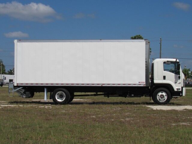 2026 Isuzu FVR 26' Dry Box Truck with 3,000 lbs. Aluminum Lift Gate