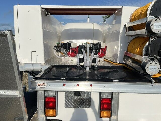 2026 Isuzu NPR-HD GAS 14' Spray Truck Homestead FL