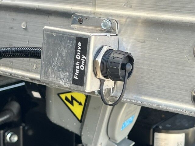 2026 Isuzu NPR-XD 16' Refrigerated Box Truck with 2,500 lbs. Lift Gate Miami FL