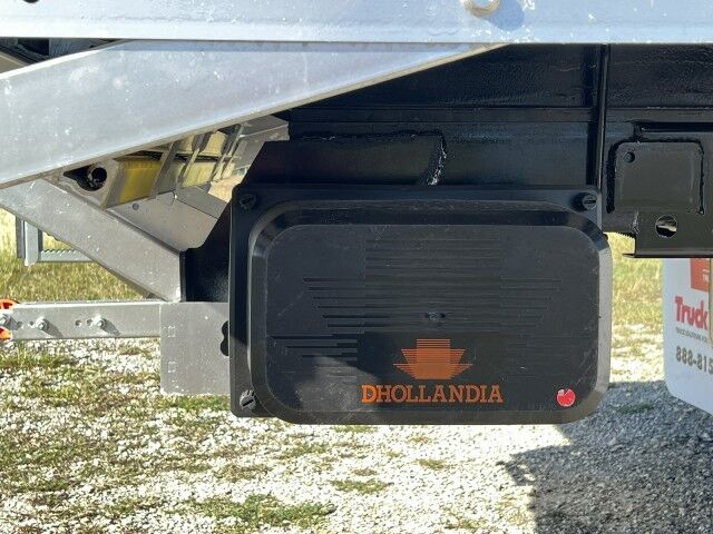 2026 Isuzu NPR-XD 16' Refrigerated Truck with 2,200 lbs. Lift Gate Miami FL