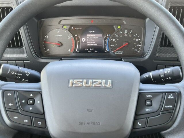 2026 Isuzu NPR-XD 16' Refrigerated Truck with 2,200 lbs. Lift Gate Miami FL