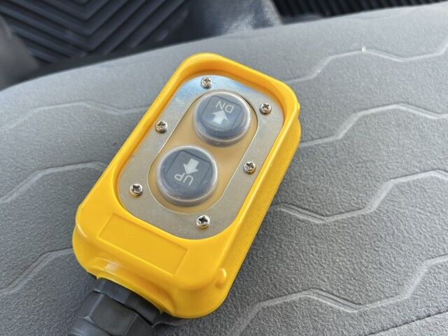 2026 Isuzu NPR-XD Crew Cab DSL 14' BABCO Aluminum Trash Dump Truck Naples FL