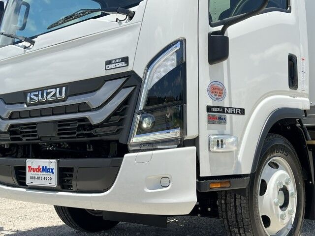 2026 Isuzu NPR-XD DSL 16' Dry Box Truck with 2,200 lbs. Lift Gate Homestead FL